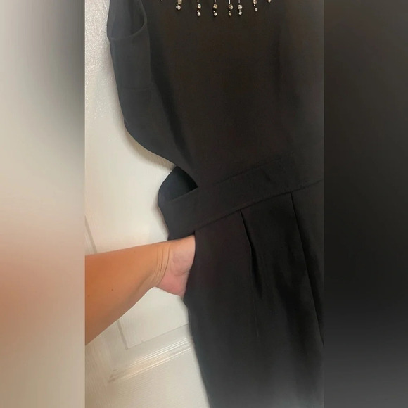 Red Saks Fifth Avenue black Romper with cutouts embellished neck Sz 6 - Picture 6 of 10